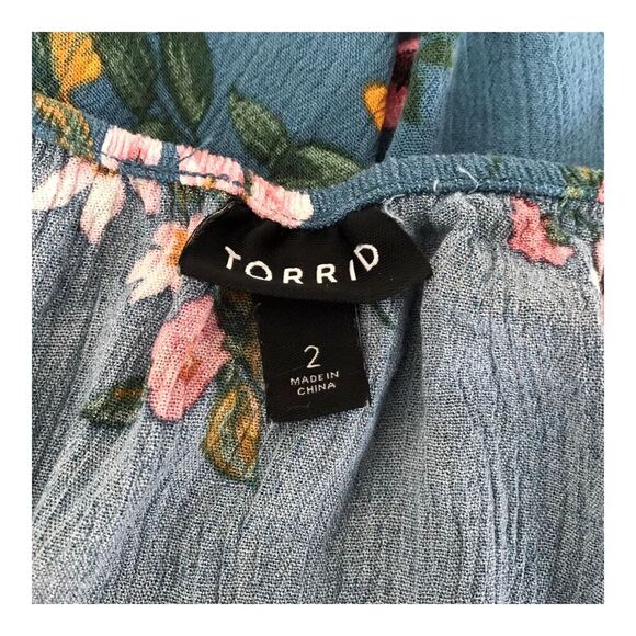 Torrid Top Womens 2 2X Blue Floral Crinkle Gauze Lace Trim Cold Shoulder Blouse - Picture 7 of 12